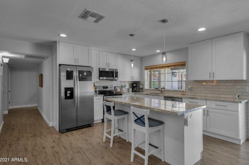 1226 Shawnee Dr, Chandler AZ  85224-2317 exterior