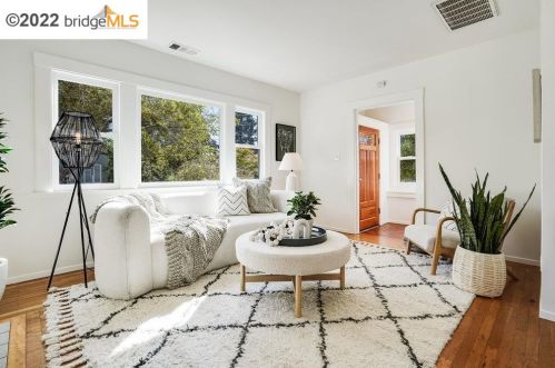 1553 San Lorenzo Ave, Berkeley CA 94707-1860 exterior