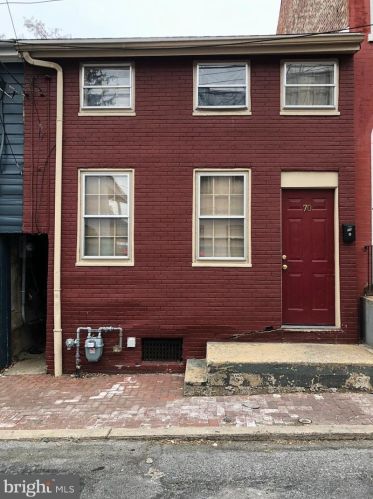 70 Howard Ave, Lancaster PA  17602-3633 exterior