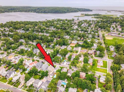 92 Washington St, Locust NJ 07760-1432 exterior