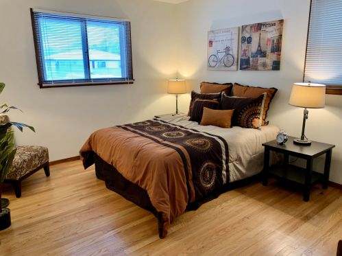 6420 49, Milwaukee WI 53208-1105 exterior