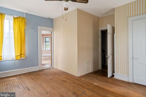 151 Kings Hwy, Lewes DE 19958-1418 exterior