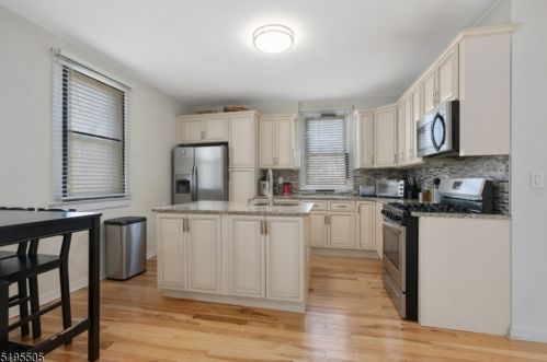 7 Berry Rd, Wantage NJ 07461-3009 exterior