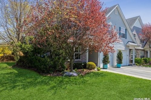 312 Medea Way, Central Islip, NY 11722-4541