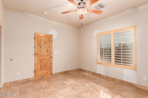 37405 16 St, Phoenix AZ 85086-6479 exterior