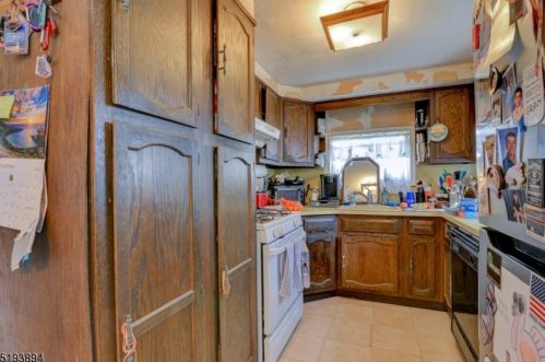 329 Jefferson Ave, Rahway NJ  07065-2849 exterior