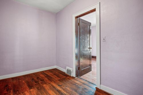 1314 22 St, Milwaukee WI 53215-4404 exterior