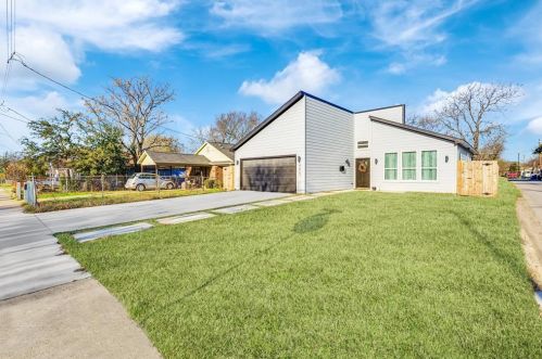 4621 Collins Ave, Dallas TX  75210-1325 exterior