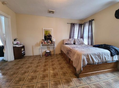 407 North St, Middletown NY 10940-3727 exterior