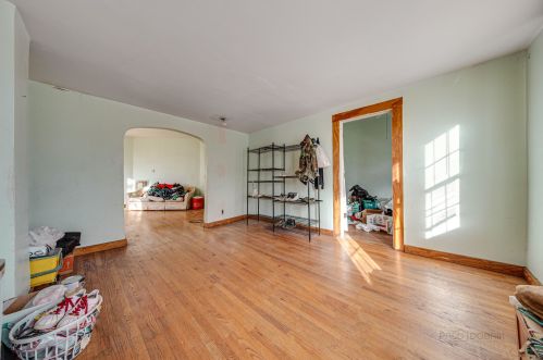 7448 Kenwood Ave, Chicago IL 60619-1427 exterior