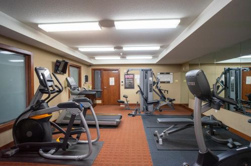 1800 Graham Ave, Saint Paul MN  55116-3289 exterior