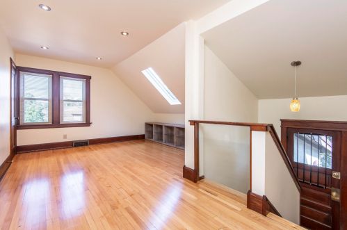 2044 59, Milwaukee WI 53210-1505 exterior