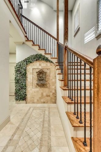 3822 Brown St, Dallas TX  75219-4014 exterior