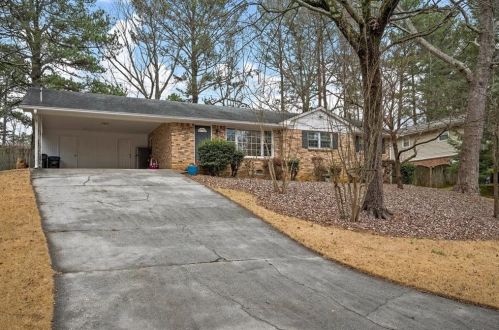 2924 Marlin Cir, Atlanta, GA 30341-5118