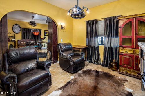 17313 22 Way, Phoenix AZ 85022-2255 exterior