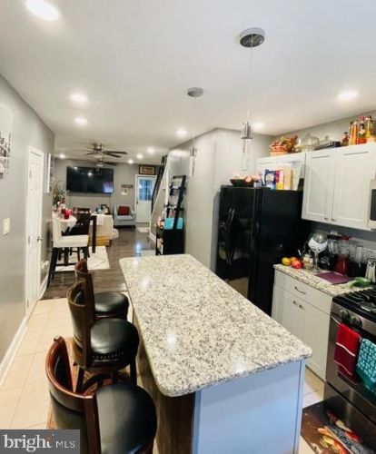 123 51 St, Philadelphia PA 19139-2726 exterior