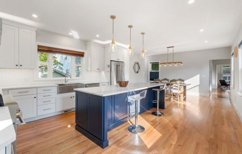 1075 Adams St, Boston MA exterior