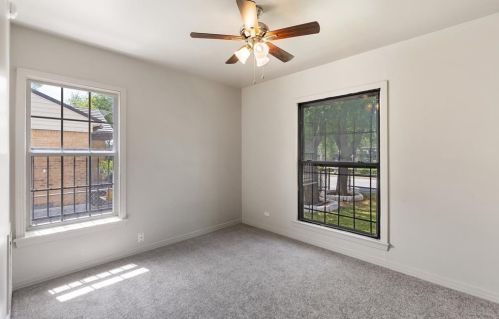 2134 Amherst Ave, Dallas TX 75235-3107 exterior