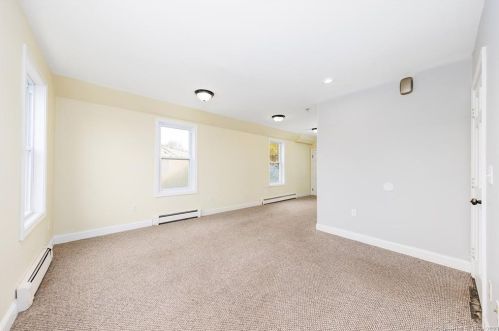 20 Mechanic St, Killingly CT 06239-1919 exterior