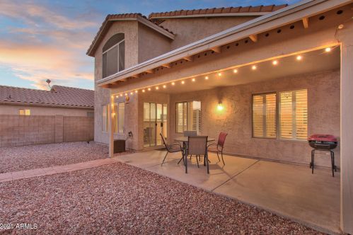 1097 Swan Dr, Chandler AZ 85286-7543 exterior