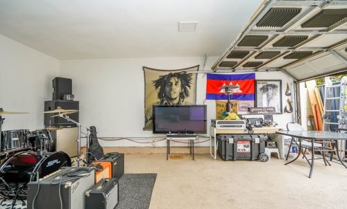 16406 Pimenta Ave, Bellflower CA 90706-5142 exterior