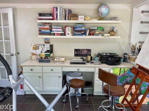 327 Cass St, Standish MI 48658-9229 exterior