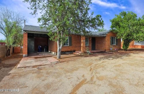 2212 Grant Rd, Tucson, AZ 85719-3413