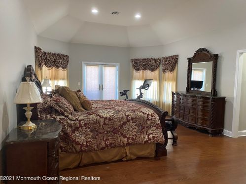 348 Central Blvd, Berkeley Township NJ 08721-3318 exterior