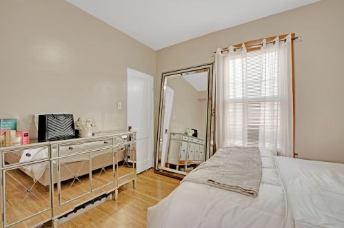 2818 72 Ct, Chicago IL 60707-1507 exterior