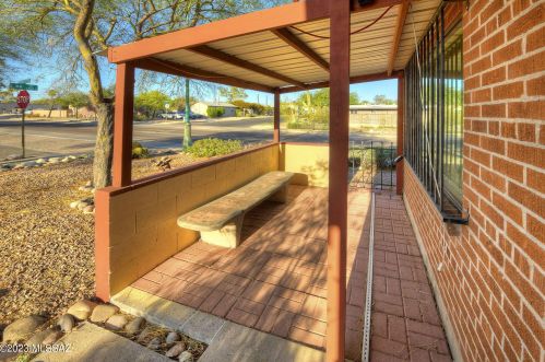 1301 Lee St, Tucson AZ  85719-7153 exterior