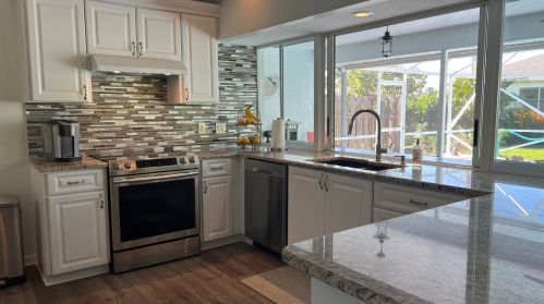 1911 Gaskins Cir, Fort Pierce FL  34952-6640 exterior