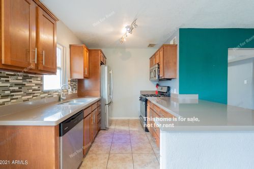 7006 14th Ave, Phoenix AZ  85021-8602 exterior