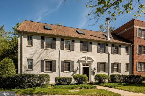 2240 Washington Ave, Silver Spring, MD 20910-2642
