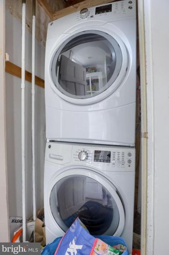 433 Walnut St, Lancaster PA 17603-3362 exterior