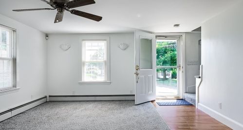 3 Wildwood Ave, Worcester, MA 01603-1529