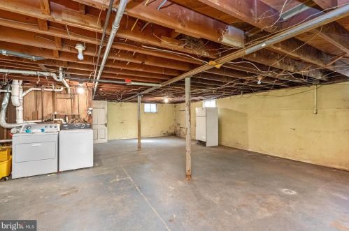 900 Hamilton St, Roebling NJ exterior