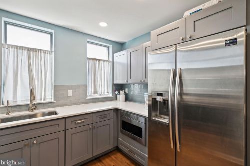 728 Daly St, Philadelphia PA 19148-3306 exterior