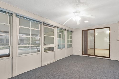 5709 Eagle Dr, Fort Pierce FL 34951-2322 exterior