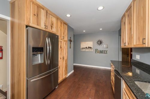 5301 Glendale St, Duluth MN 55804-1112 exterior