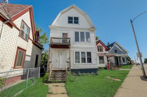 2612 Forest Home Ave, Milwaukee, WI 53215-2961