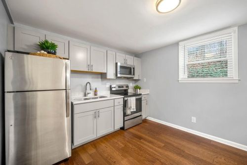 1063 Burton Dr, Atlanta GA 30329-4012 exterior