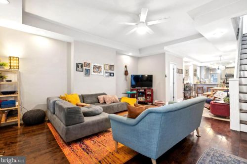 721 51st St, Philadelphia, PA 19143-1632