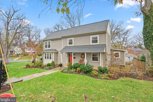 9933 Woodburn Rd, Silver Spring, MD 20901-2730