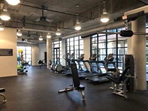 1501 4th St, Austin TX 78702 exterior