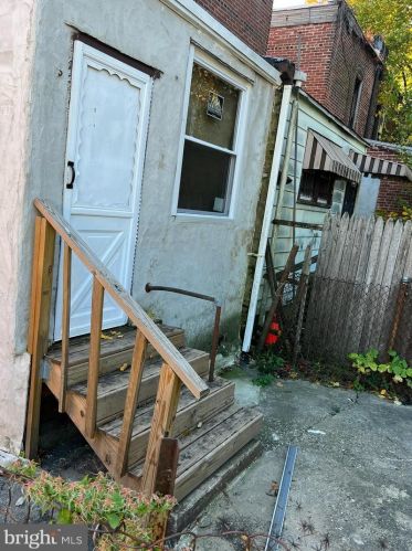 1223 Jackson St, Camden NJ 08104-3525 exterior