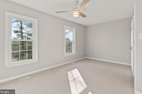 7449 Duddington Dr, Alexandria VA 22315-3849 exterior