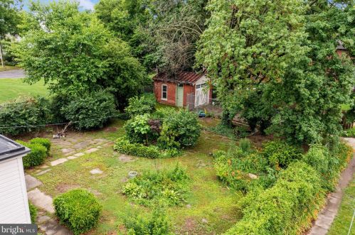 390 Franklin St, Pottstown PA  19464-5369 exterior