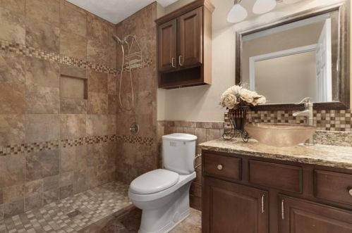 2725 Hillvale Cv Dr, Lithonia GA 30058-1856 exterior