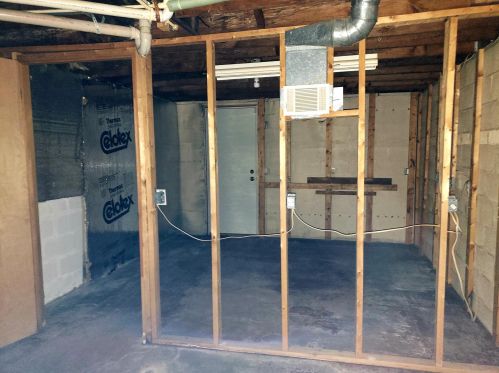 1663 5 St, Meskegon MI 49441-2613 exterior