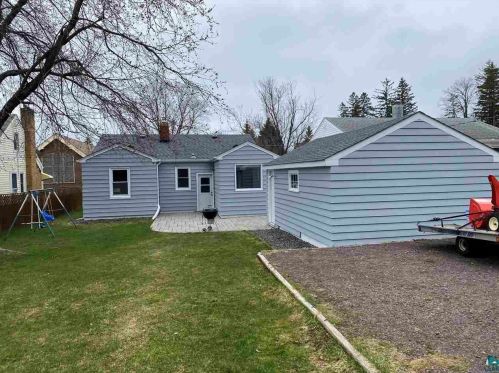 4423 Mcculloch St, Duluth MN 55804-1937 exterior